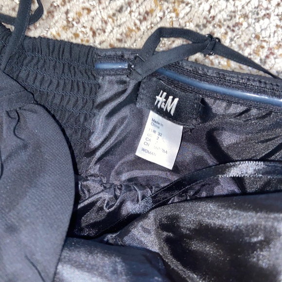 Dress - Picture 3 of 6